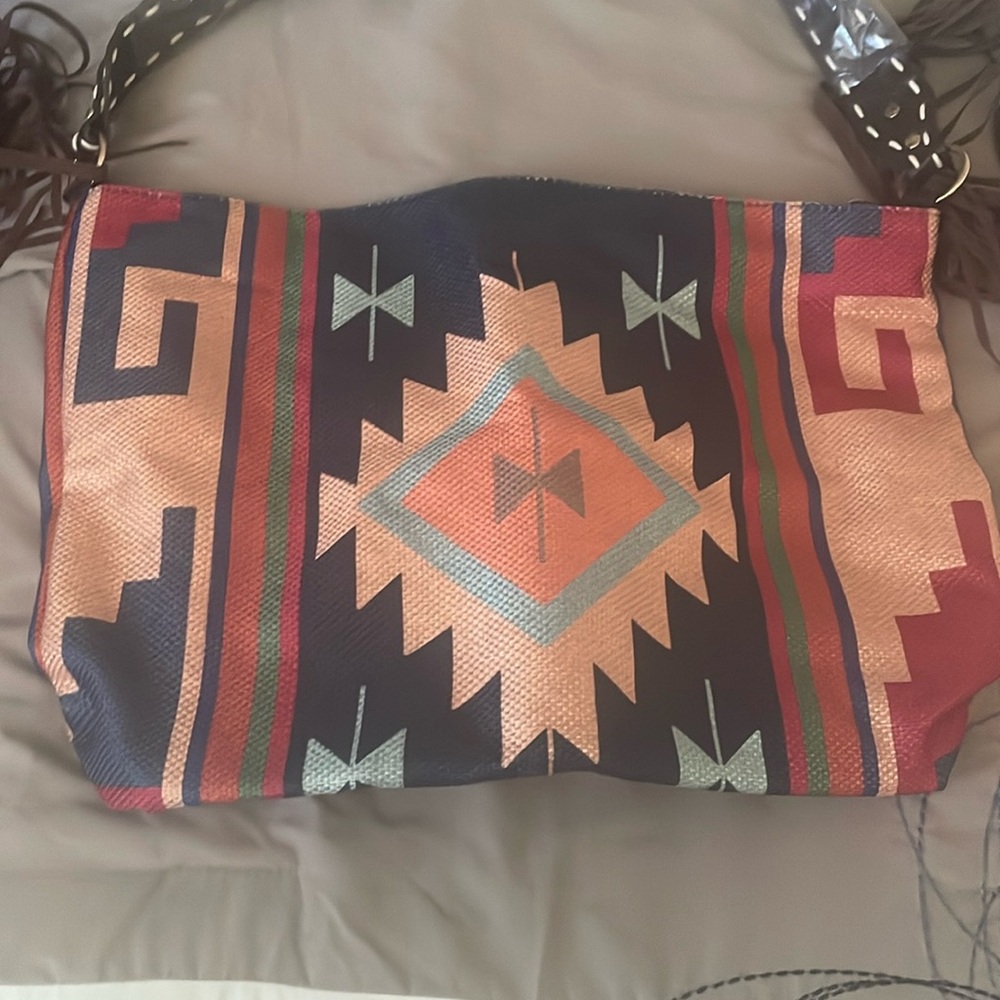 Women’s shoulder bag